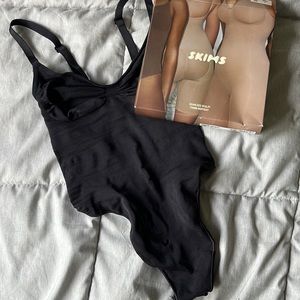 NEW SKIMS SCULPT THING BODYSUIT